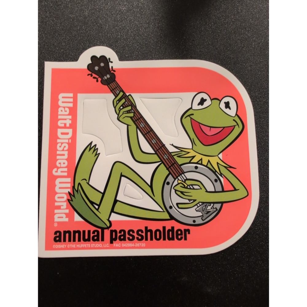Walt Disney World Kermit The Frog Annual Passholder Magnet 2026 Authentic New